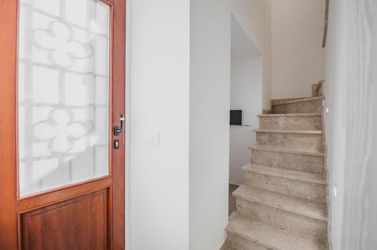 卡塔尼亚Modern Duplex With Balcony By Wonderful Italy公寓 外观 照片
